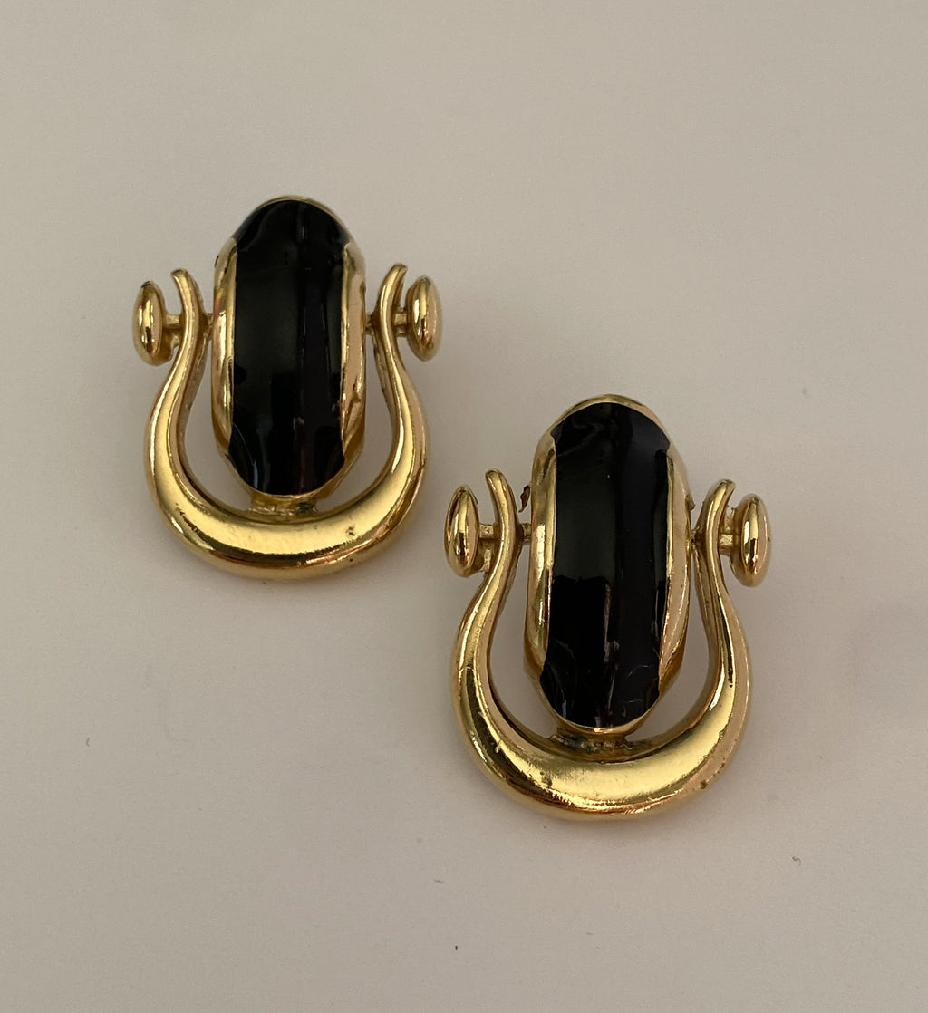 BLAIR black enamel posts