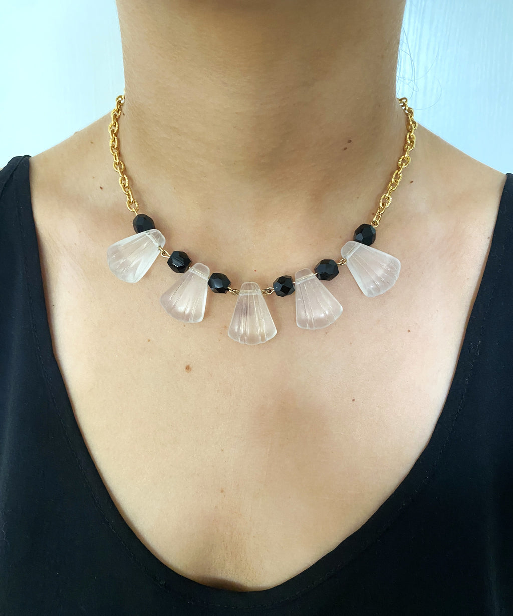 SHANA Shell Choker